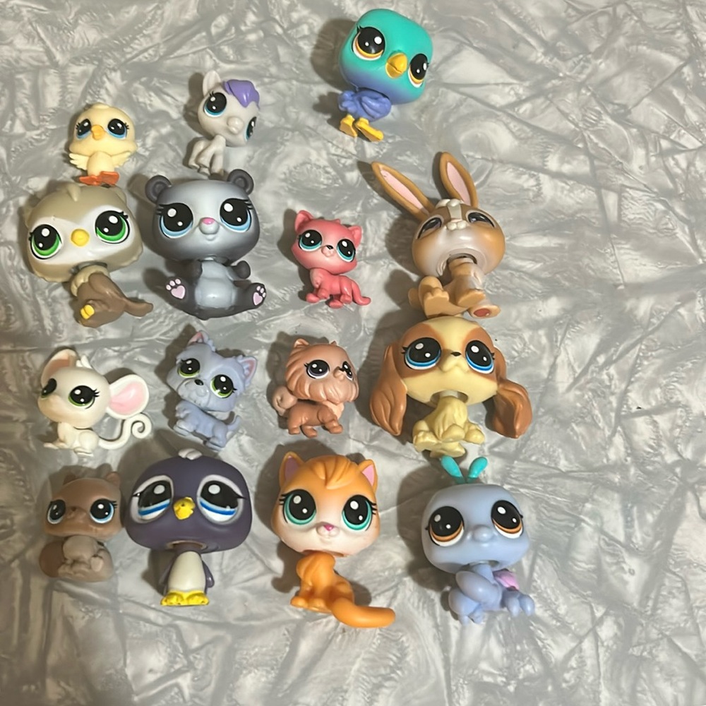 Littlest Pet Shop Group